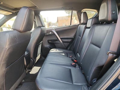 2017 Toyota RAV4 SE