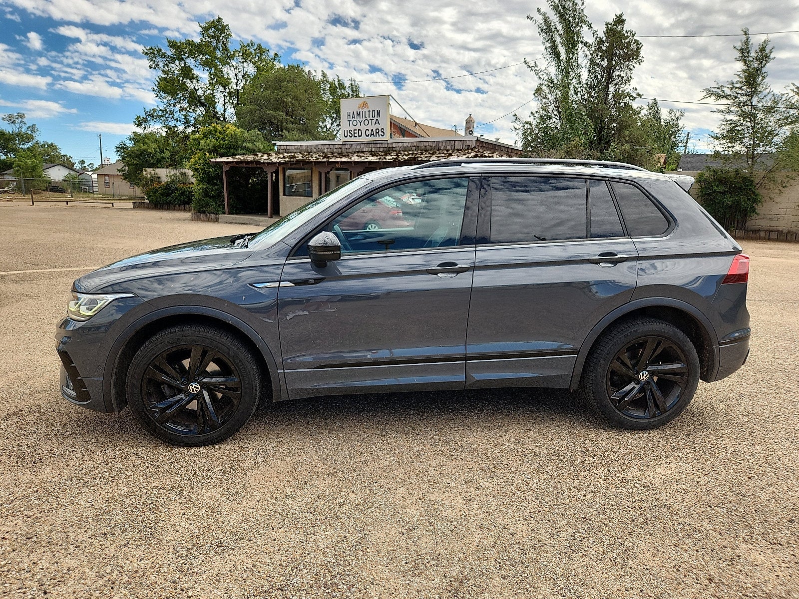 2021 Volkswagen Tiguan Base