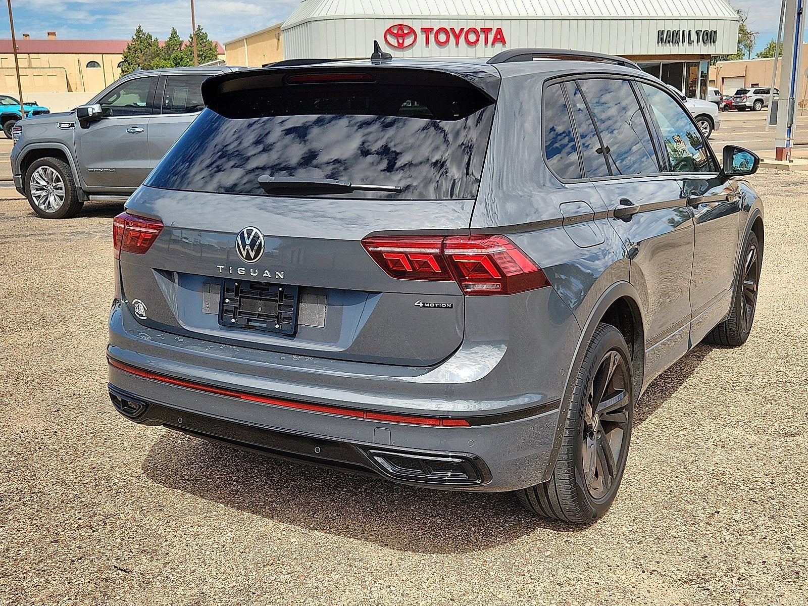 2021 Volkswagen Tiguan Base