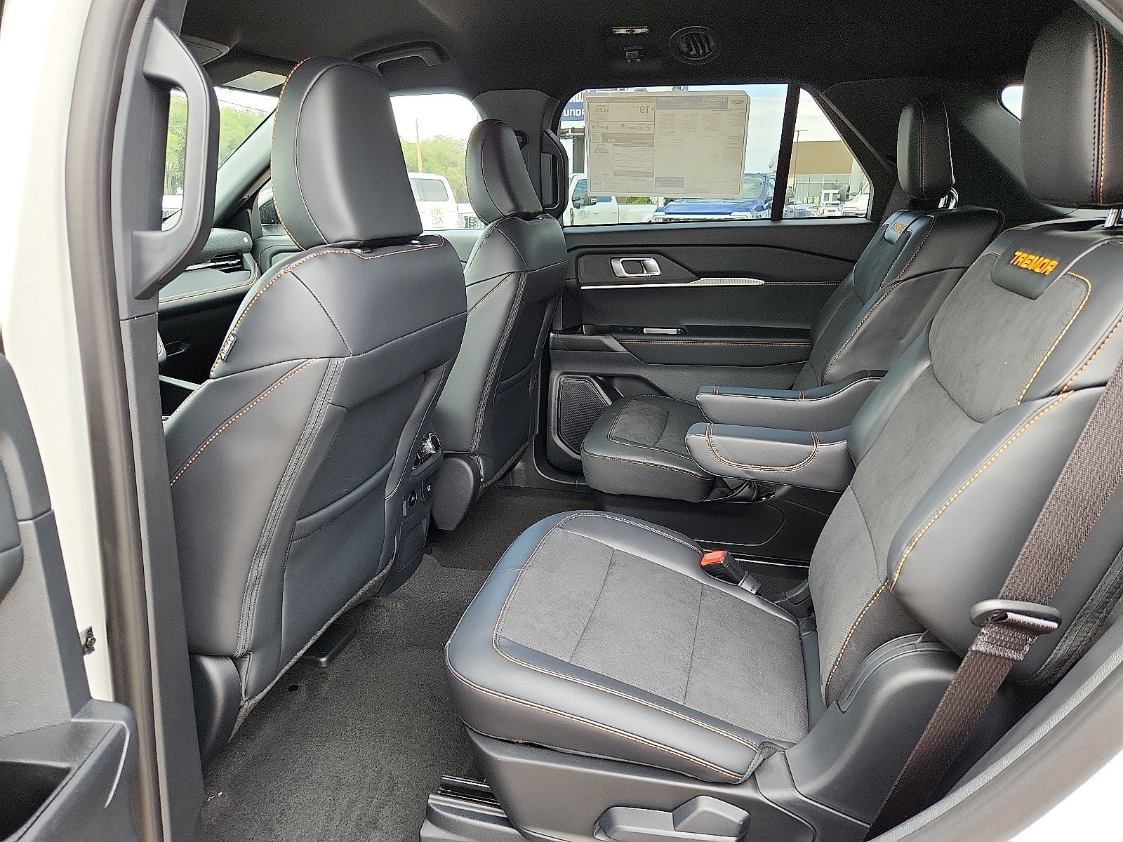 2027 Ford Explorer 4-Door 4DR AWD TREMOR
